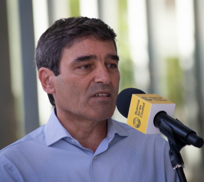 Fernán Quirós advirtió este jueves que "hay evidencias de la variante Ómicron"