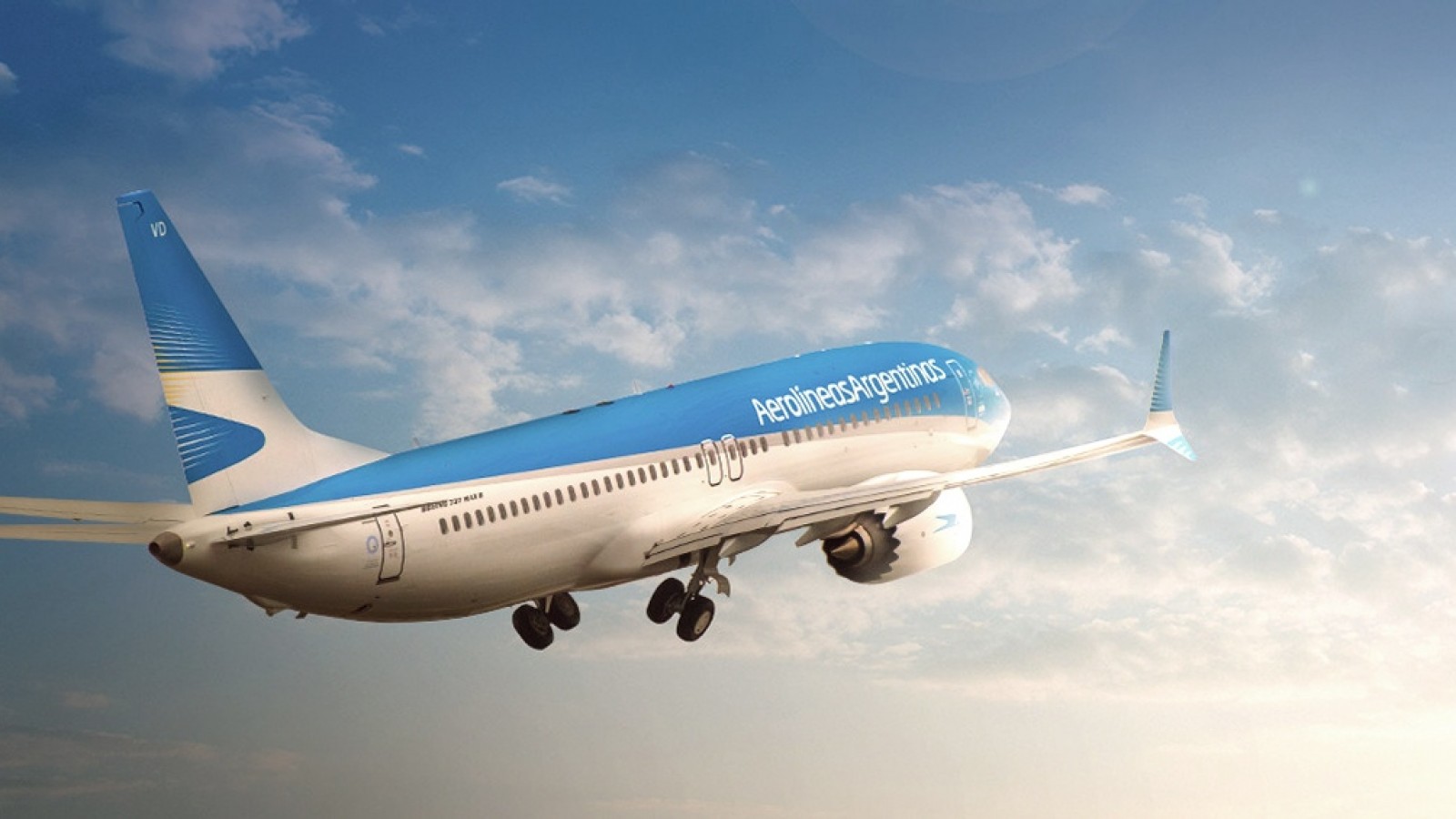 Aerolíneas Argentinas anunció más de 65 vuelos internacionales y regionales para octubre