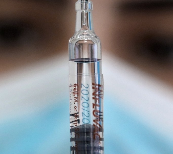 Pfizer, Moderna y Sputnik V: las diferencias de las tres vacunas candidatas