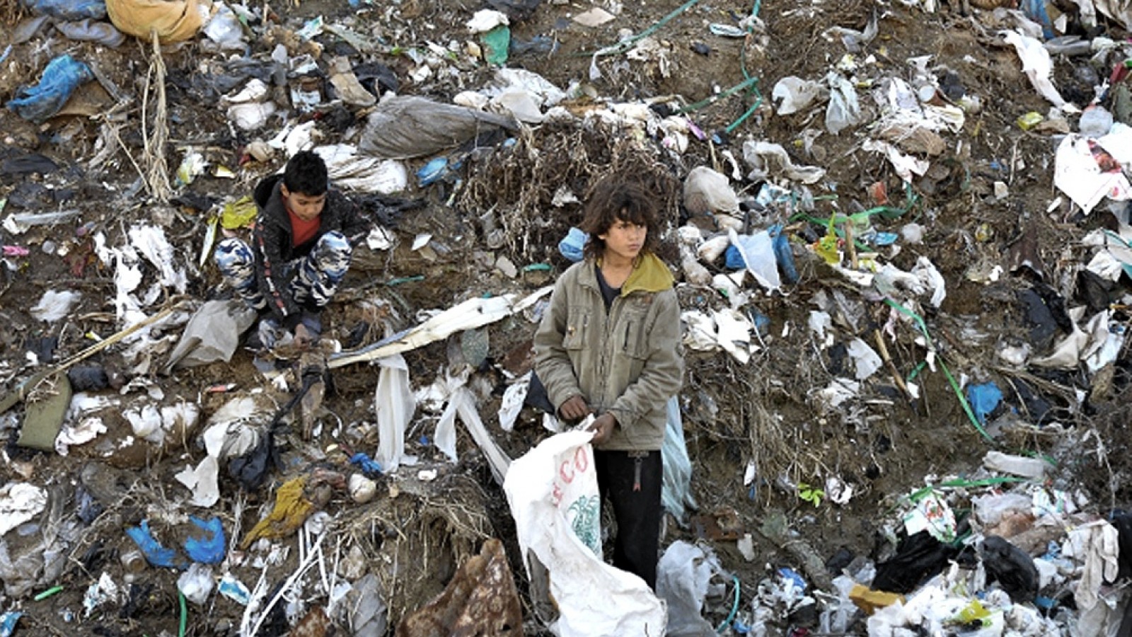 Según Unicef y el Banco Mundial, uno de cada seis niños vive en la pobreza extrema