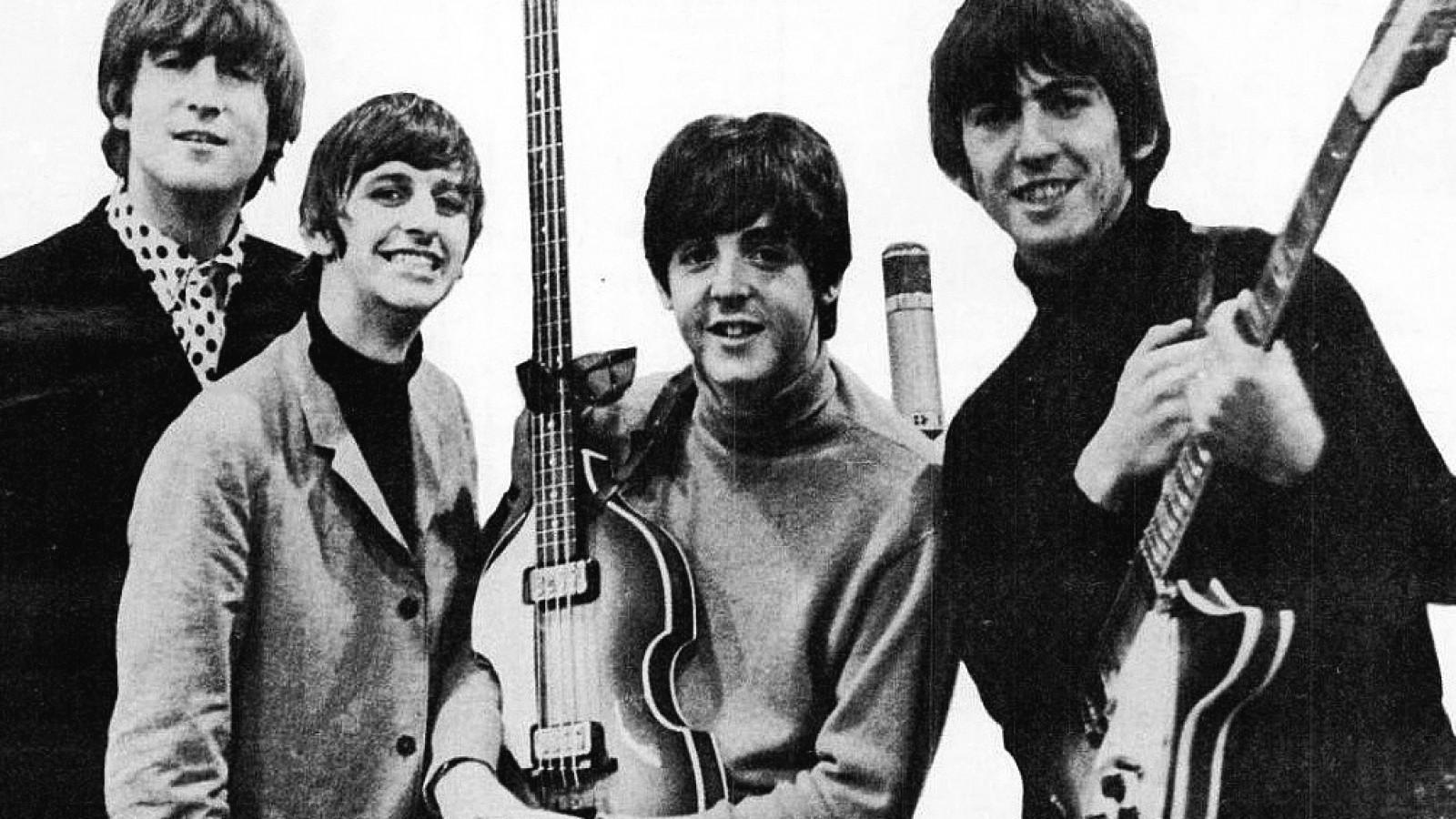 El día que la Reina de Inglaterra cayó rendida a los pies de Los Beatles