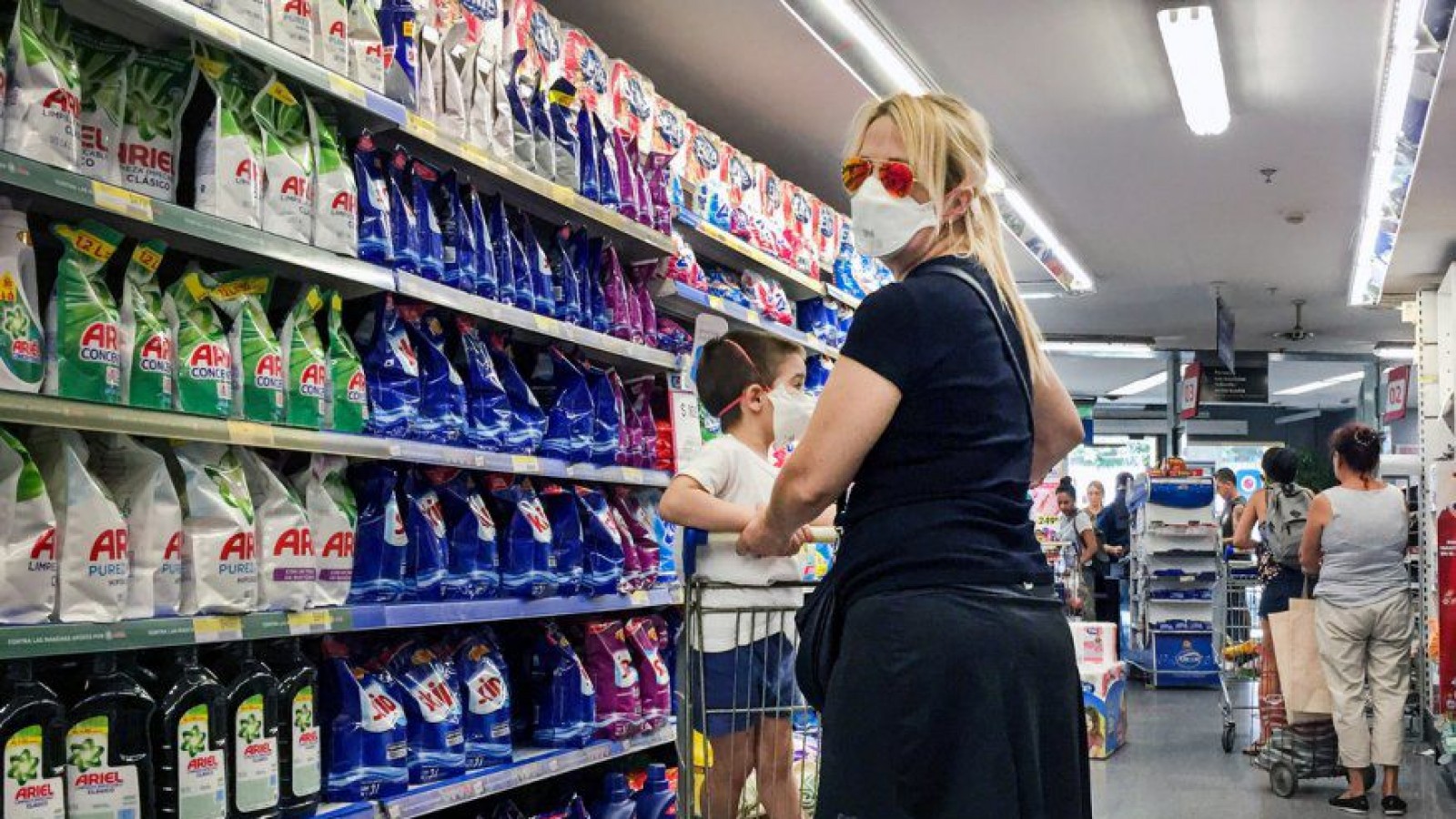 Cuáles son los productos de consumo masivo que más aumentaron en octubre