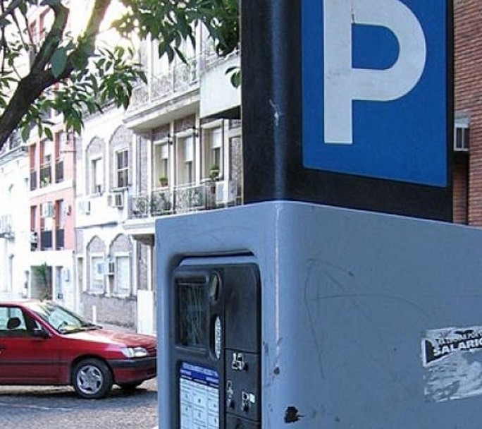 Estatizarán y modernizarán el sistema de estacionamiento medido porteño