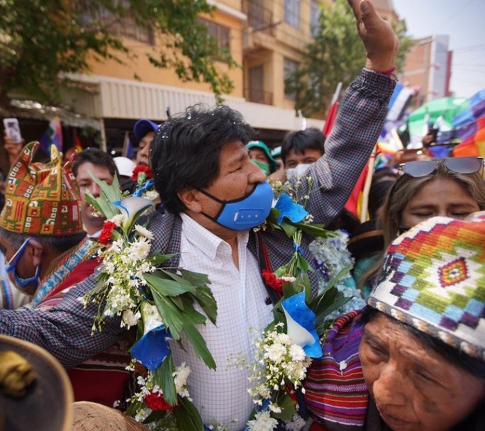 A un año de su exilio en México y Argentina, Evo Morales emprendió su regreso a Bolivia