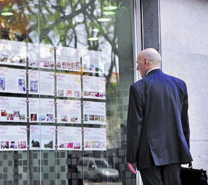 La jubilación mínima no alcanza para pagar el alquiler de un monoambiente