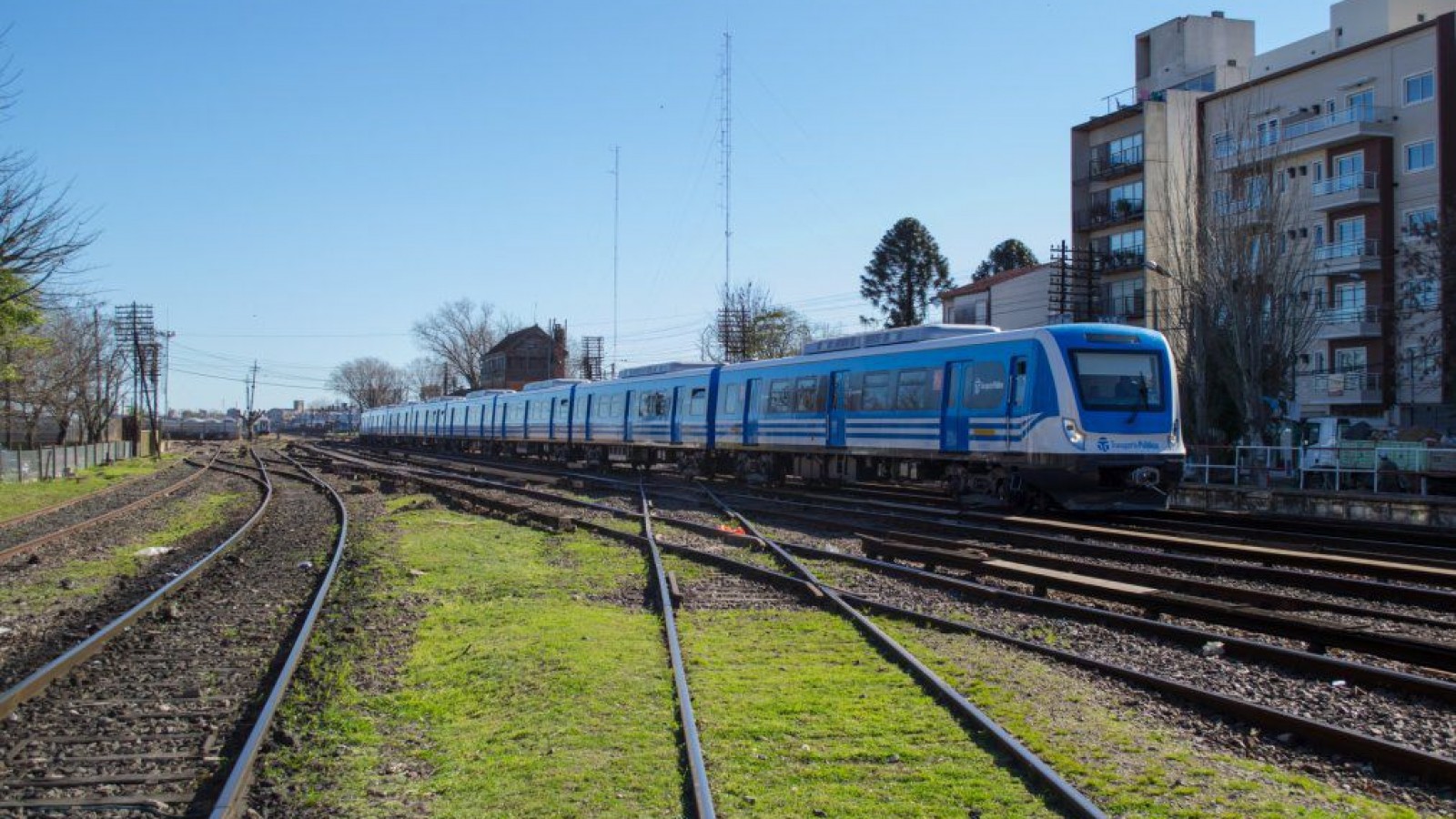 Nuevas medidas para viajar en trenes y micros de larga distancia