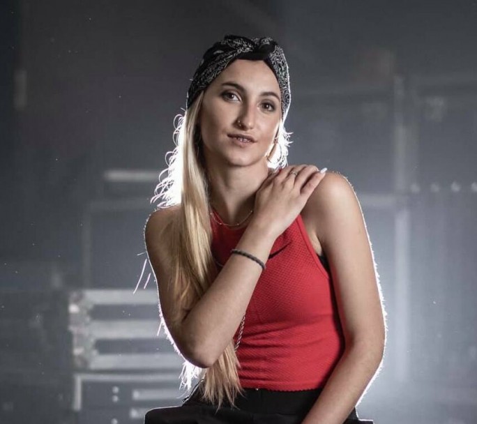 Las mujeres ganan terreno en el freestyle: Taty Santa Ana será la nueva host en la Red Bull Batalla de los Gallos Argentina