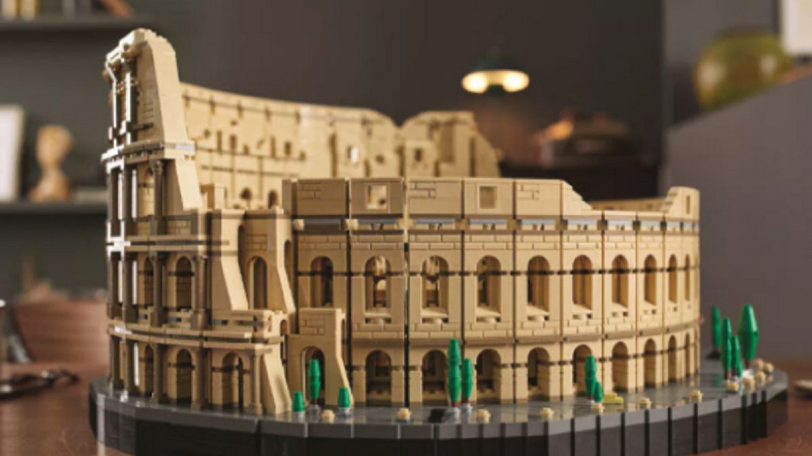 Una impactante réplica del Coliseo romano hecha con ladrillos Lego