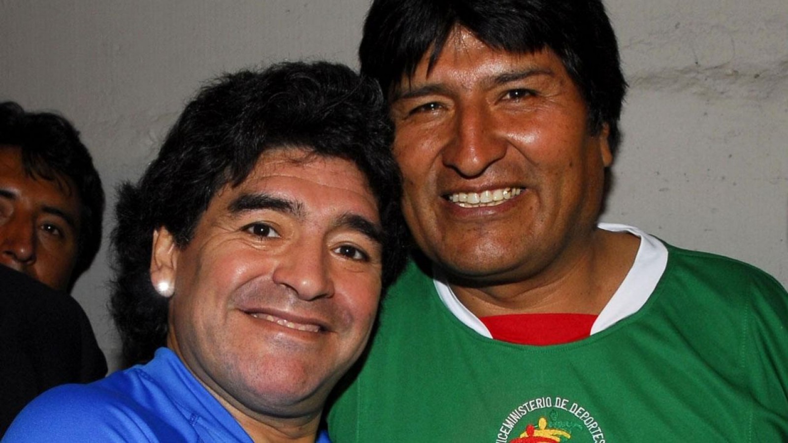 Líderes políticos de todo el mundo despiden a Maradona en las redes sociales