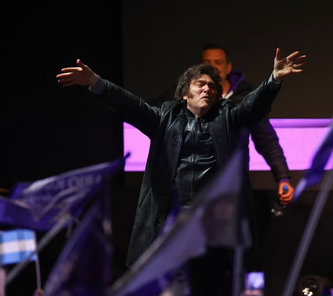 Milei se aferra al "empate técnico" en Buenos Aires y minimiza el impacto de los audios