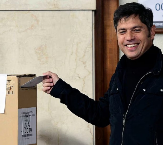 Derrota del gobierno en las urnas bonaerenses: el peronismo se posiciona como el principal referente de la oposición.