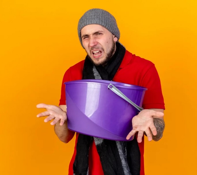 El INDEC desmiente el "mito del balde": el 90% de los bonaerenses tiene inodoro con descarga de agua