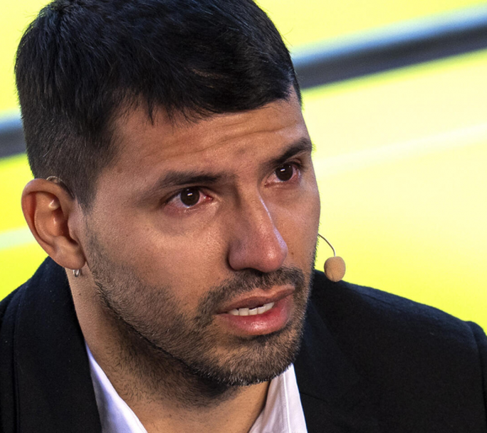 Fuerte polémica en las redes sociales por el apoyo del Kun Agüero a Milei
