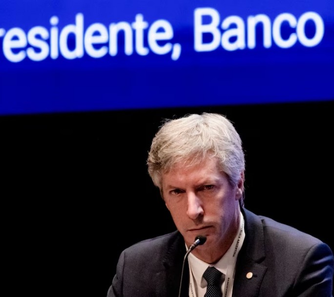 El Banco Central endurece la intervención y asegura que ganará la pulseada