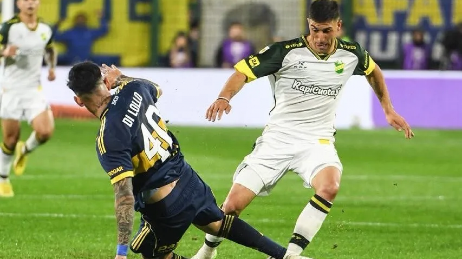 Boca perdio con Defensa y Justicia por 2 a 1 en Florencio Varela con doblete de Osorio