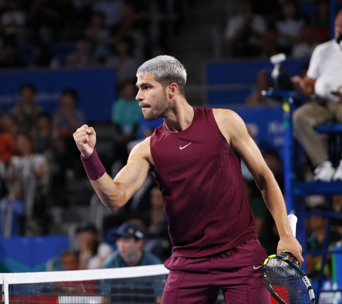 En el ATP 500 de Tokio , Alcaraz supero a Fritz por un doble 6/4 y se quedo con el titulo
