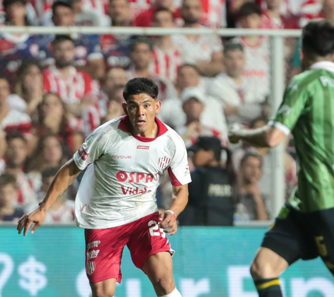 Aldosivi le gano a Union de Santa Fe de visitante y se acomoda en la lucha por el descenso