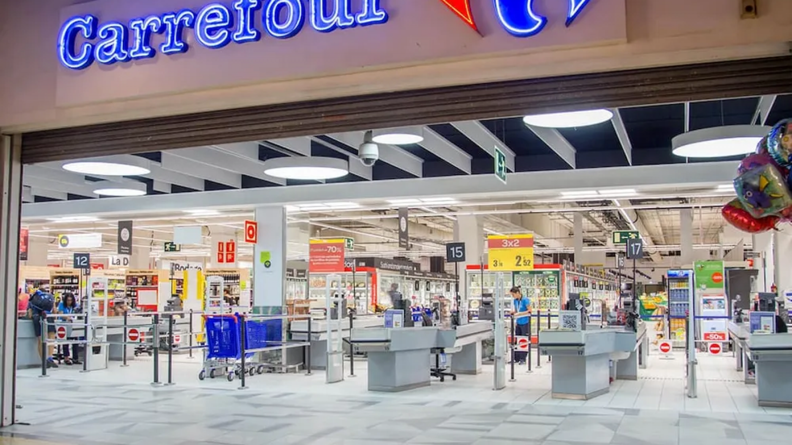 Una venta en bloque pierde terreno y Carrefour replantea su estrategia de venta