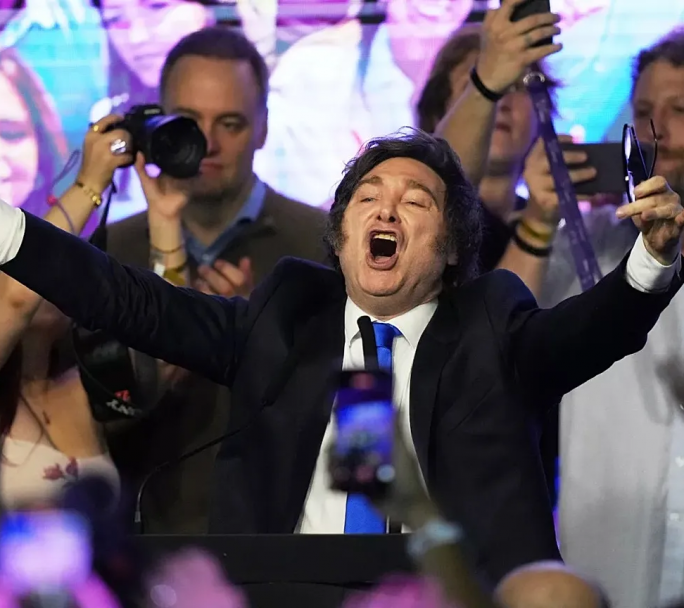 Javier Milei demora los cambios de gabinete y aumentan las tensiones