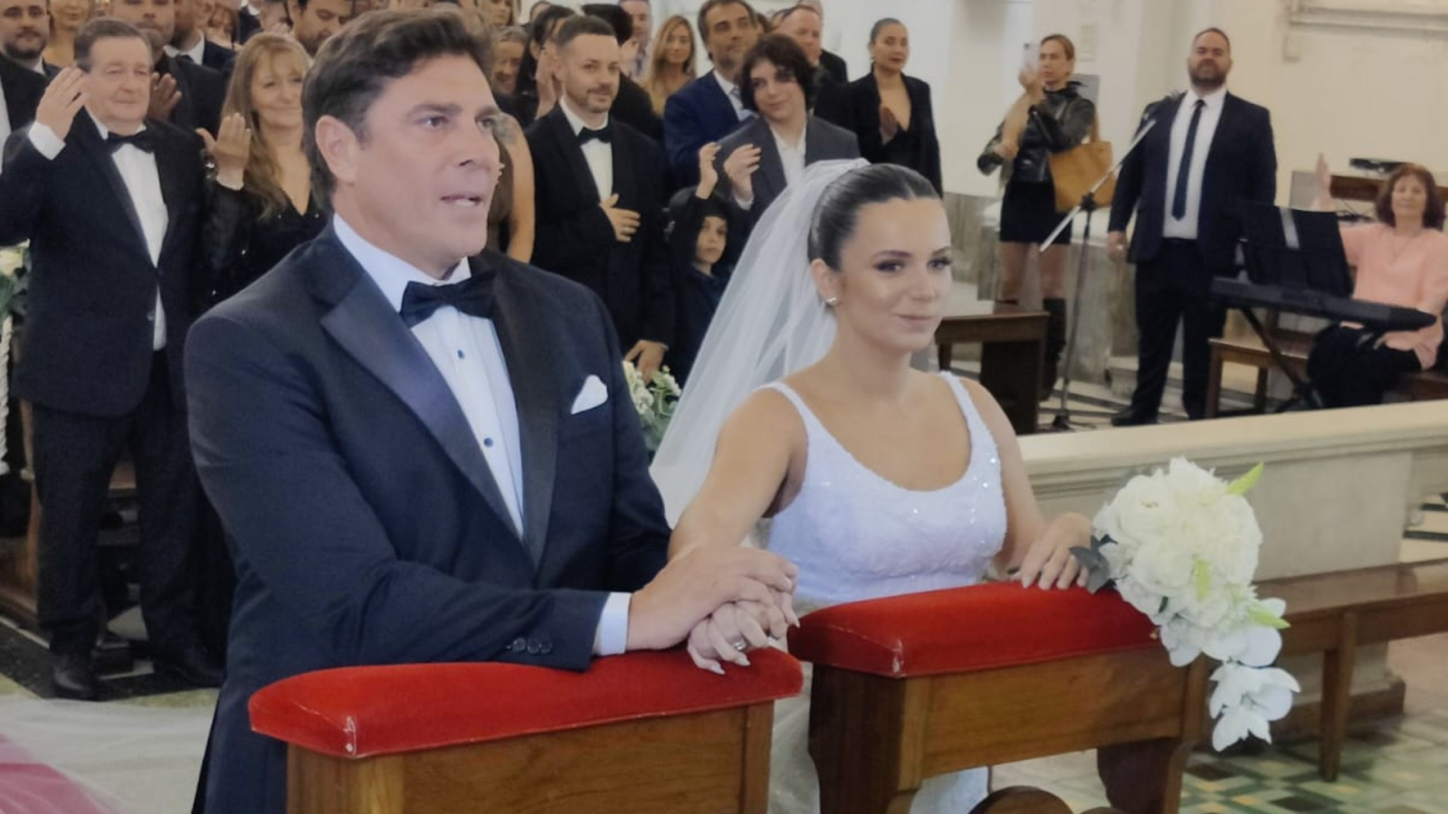 Se casaron: Matías Alé y Martina Vignolo celebraron su ceremonia religiosa en Mar del Plata