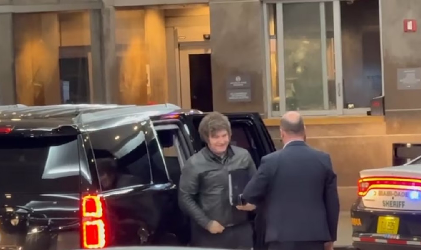 Gira de Javier Milei en EE. UU.: De "rockstar" económico a líder conservador y la visita a la Tumba del Rebe