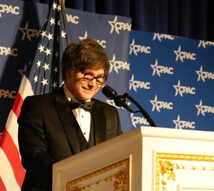 Milei cierra su gira en EE. UU. con inversores y viaja a Bolivia para la asunción de Rodrigo Paz