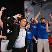 Interna en el PJ: Kicillof pide "patear la mesa" y lanza un mensaje contra el "pensamiento que baje de ningún lado"