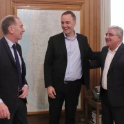 Adorni convoca a la primera reunión de Gabinete para aceitar el vínculo interministerial