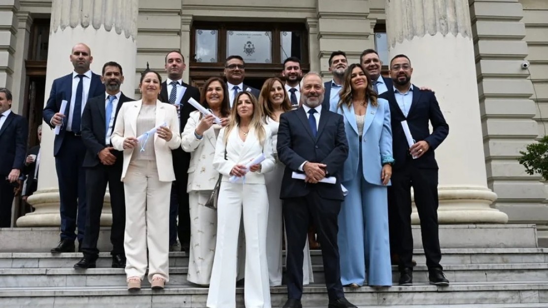 Pareja cede la jefatura de bloque, pero afianza su poder con una Vicepresidencia