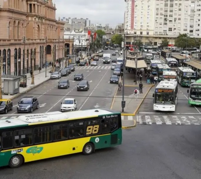 Paro de Colectivos en AMBA: Abstención de tareas por falta de pago salarial