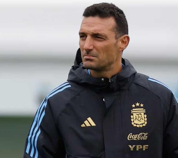 "Acompañaremos lo que decida": Lionel Scaloni apuntó al futuro de Lionel Messi rumbo al Mundial