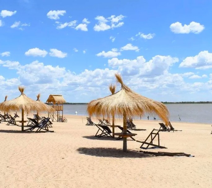 A 2 horas de Buenos Aires: cómo es la playa oculta que pocos conocen