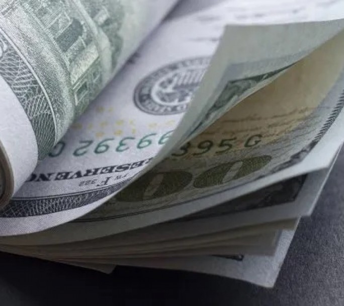 El dólar oficial corrige a la baja tras la efervescencia por los anuncios del Banco Central