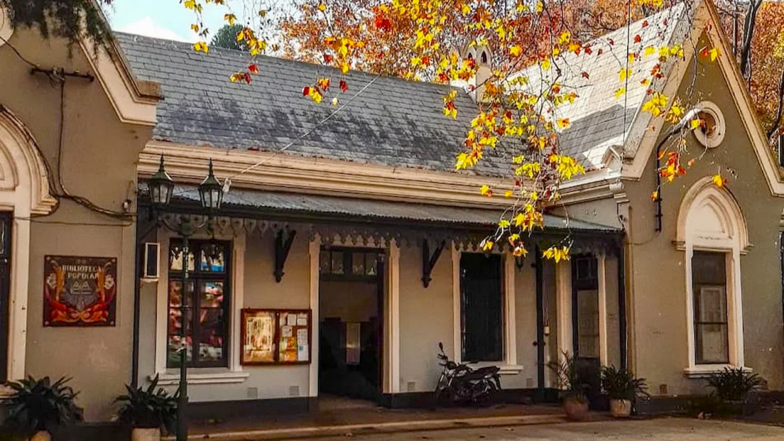 Cuál es el barrio porteño que se parece a Londres y está rodeado de verde