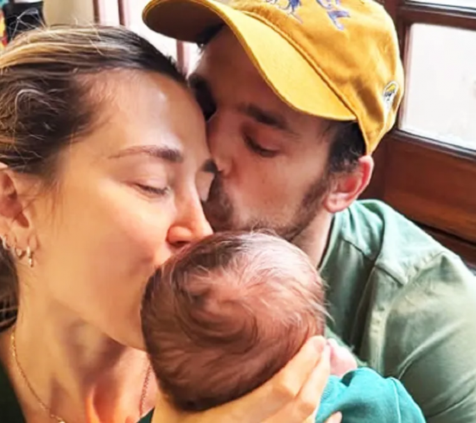 Jimena Barón mostró por primera vez la carita de su hijo Arturo y emocionó a sus seguidores