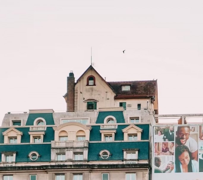 Venden el histórico chalet porteño con vista al Obelisco