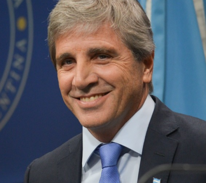 Caputo calificó de "muy fructífero" el viaje a Davos y destacó el impacto internacional argentino