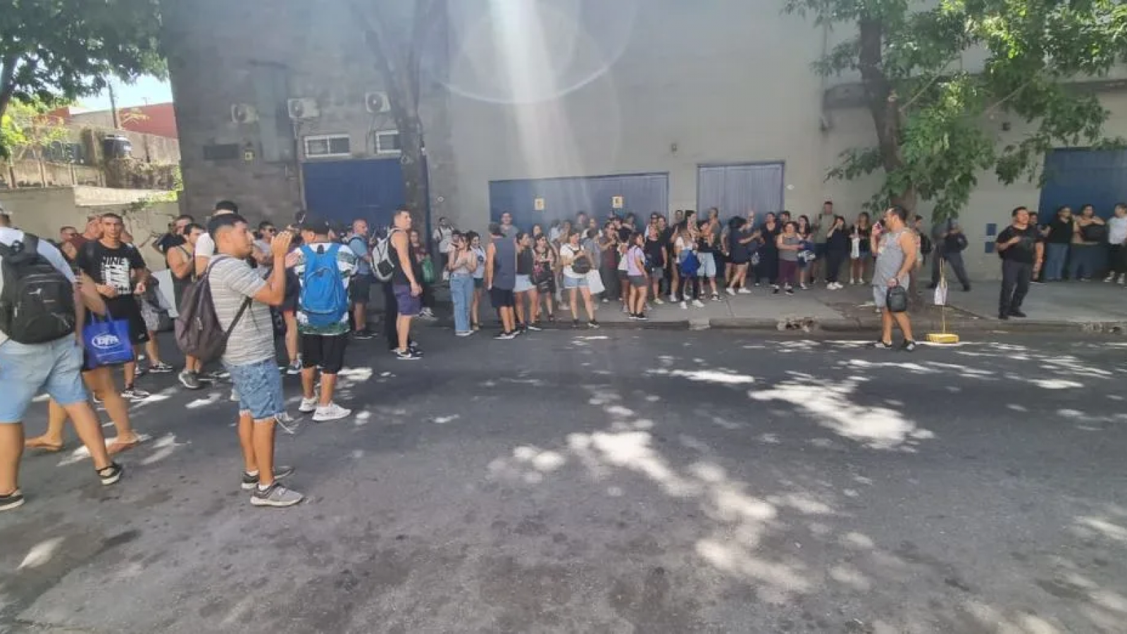 Cocot, Dufour y Adidas/Nike: despidos, cuotas impagas y un futuro incierto para la industria textil