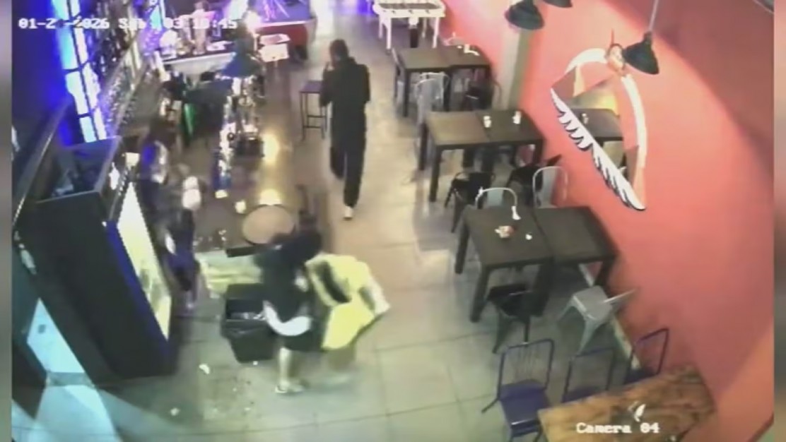 El disfraz del "delivery": robos relámpago en un bar de Caseros y ataque a nenes en Posadas