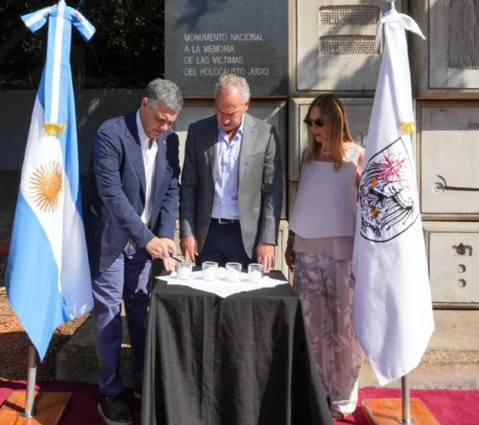 Acto en la Plaza de la Shoá para recordar a las víctimas del Holocausto