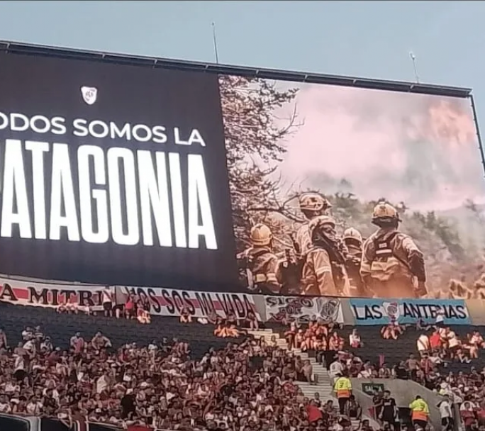 Indignación en medio de la emergencia: falsos voluntarios vendían donaciones para los incendios