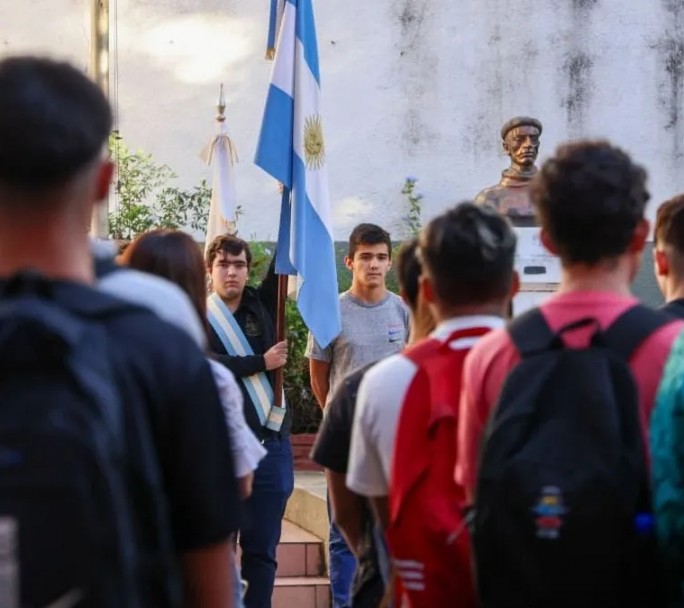 Bajaron la cantidad de faltas por alumno en los colegios de CABA