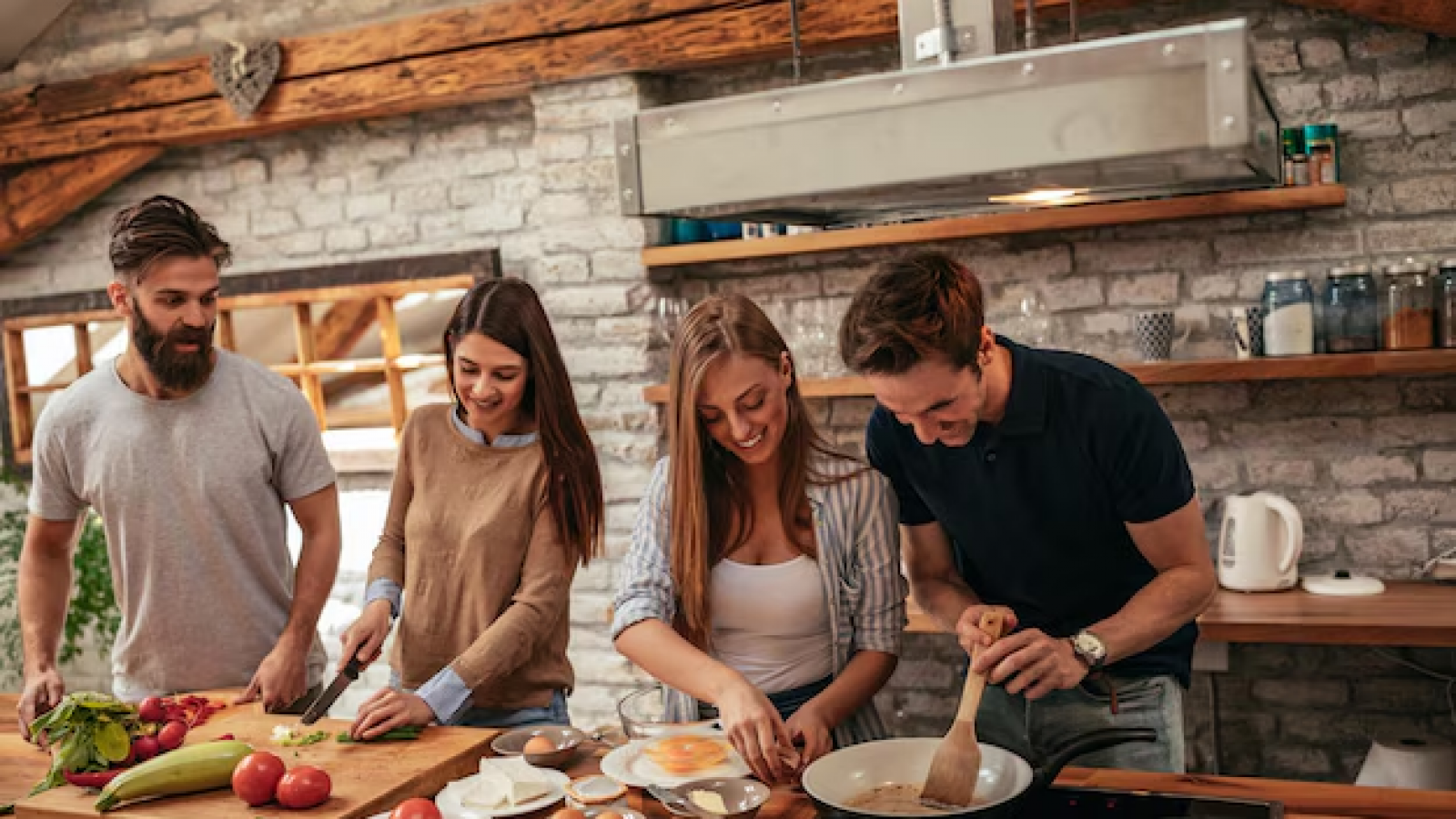 Cocinar da más felicidad que comer solo frente a una pantalla