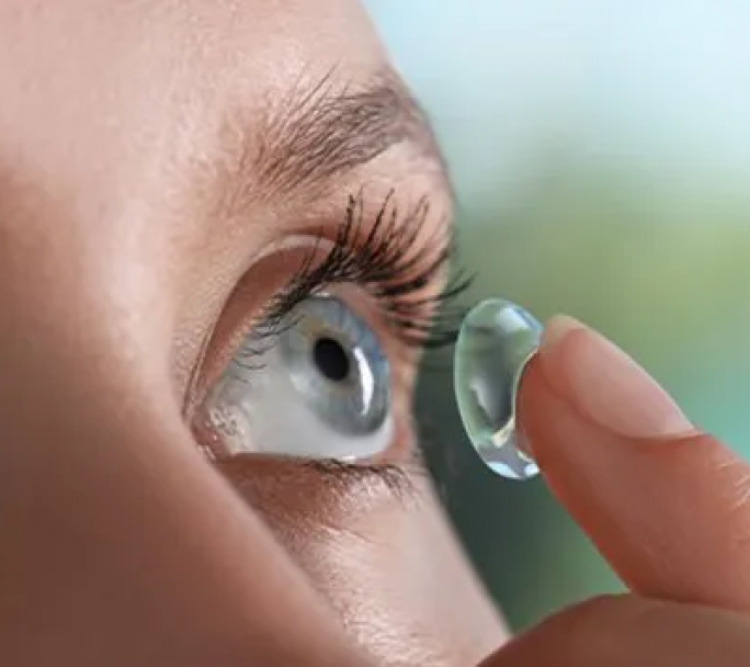 ANMAT prohibió lentes de contacto y productos ópticos sin habilitación