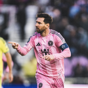 Messi alcanzó los 900 goles y volvió a hacer historia en el fútbol