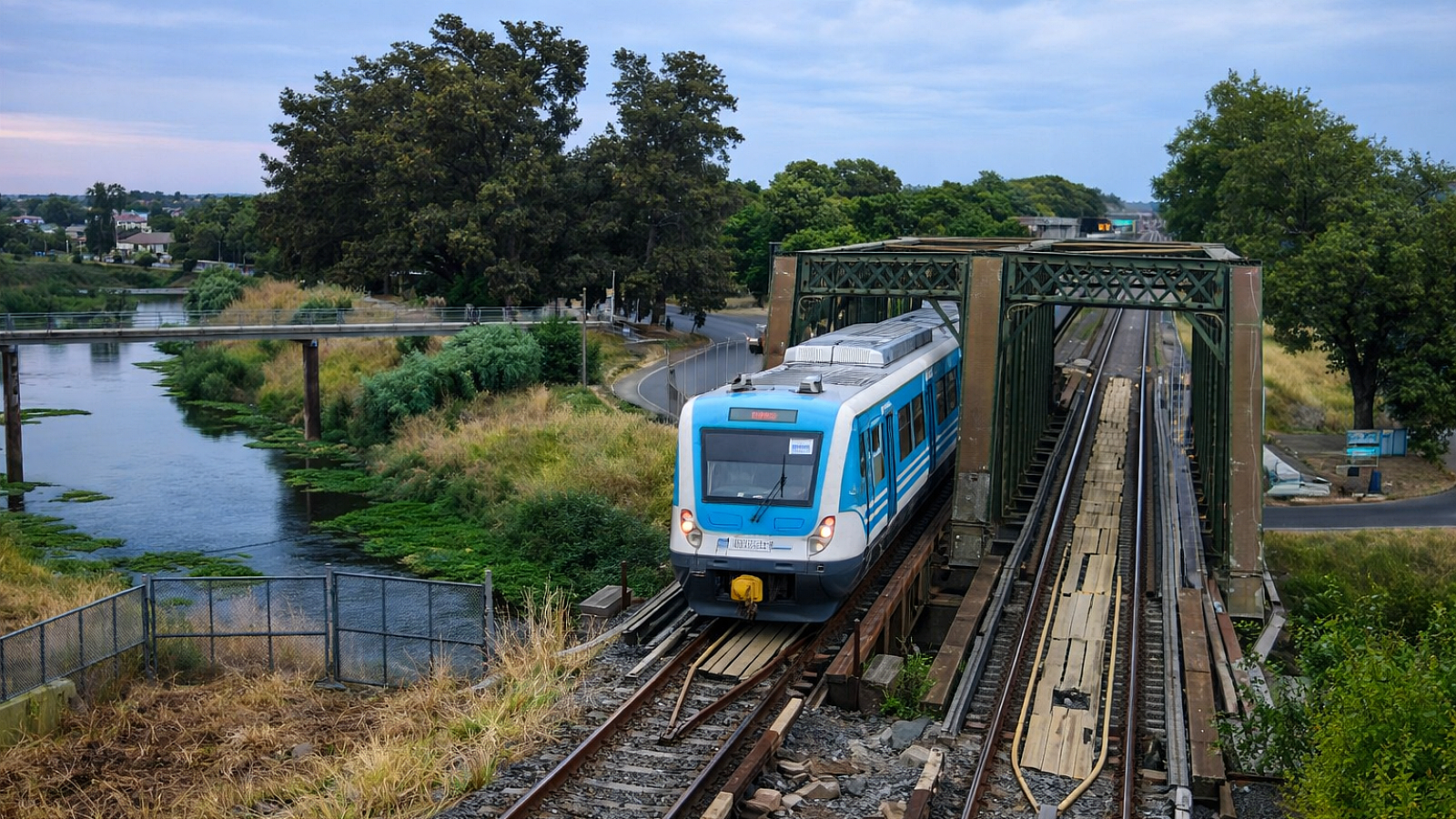 Escapada en tren de Semana Santa por $1.000 a la Capital Nacional del Salame Quintero