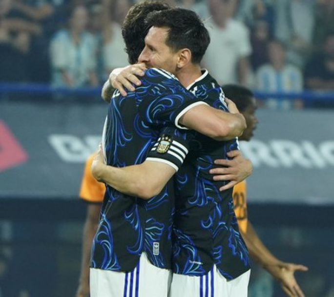 La Selección Argentina venció 5-0 a Zambia en un amistoso con señales mixtas