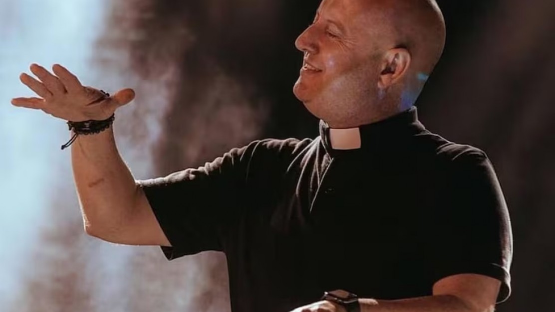 Padre Guilherme llega a Buenos Aires para homenajear al Papa Francisco