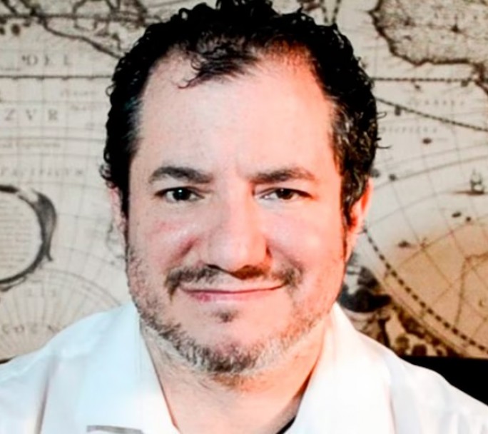 Felipe Pettinato ratificó su silencio y a las 13:00 se conocerá el veredicto