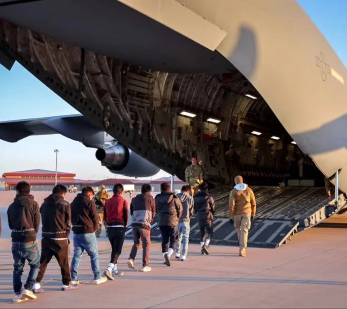 Deportados a África: el duro testimonio de migrantes latinos expulsados de EE.UU